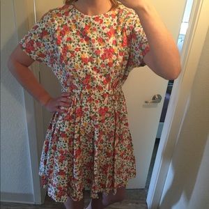 Floral vintage dress